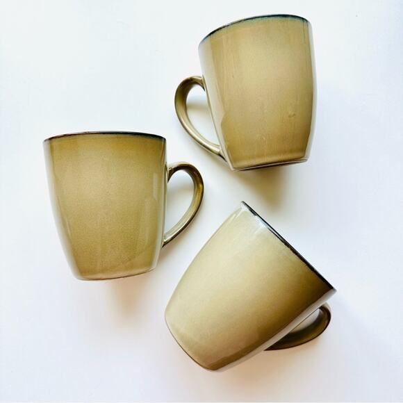 3 VINTAGE Neutral Tan Beige Black Inner Rim Classic Glaze Ceramic Coffee Mug Set - Picture 1 of 16